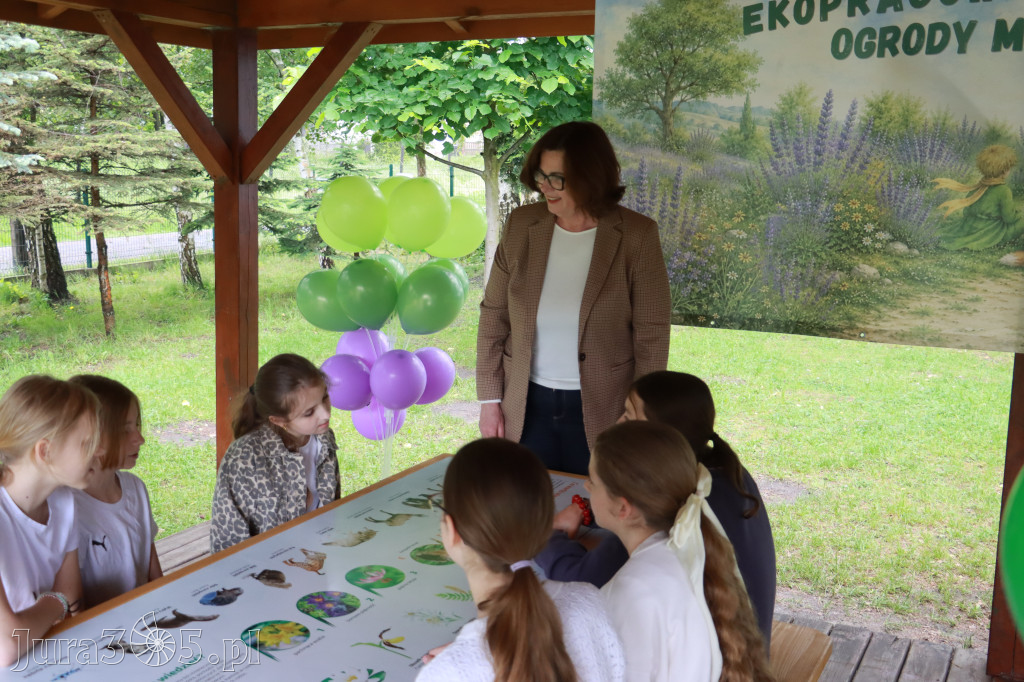 Fotorelacja: Oficjalne otwarcie „Pracowni pod chmurką” w Szkole Podstawowej nr 11 w Zawierciu - Marciszowie