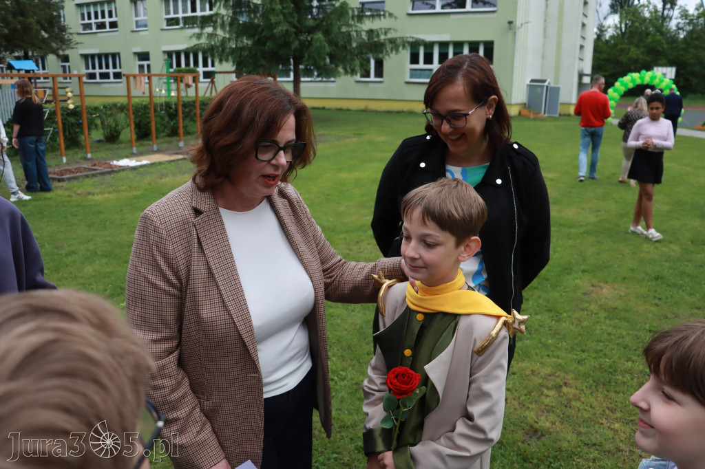 Fotorelacja: Oficjalne otwarcie „Pracowni pod chmurką” w Szkole Podstawowej nr 11 w Zawierciu - Marciszowie