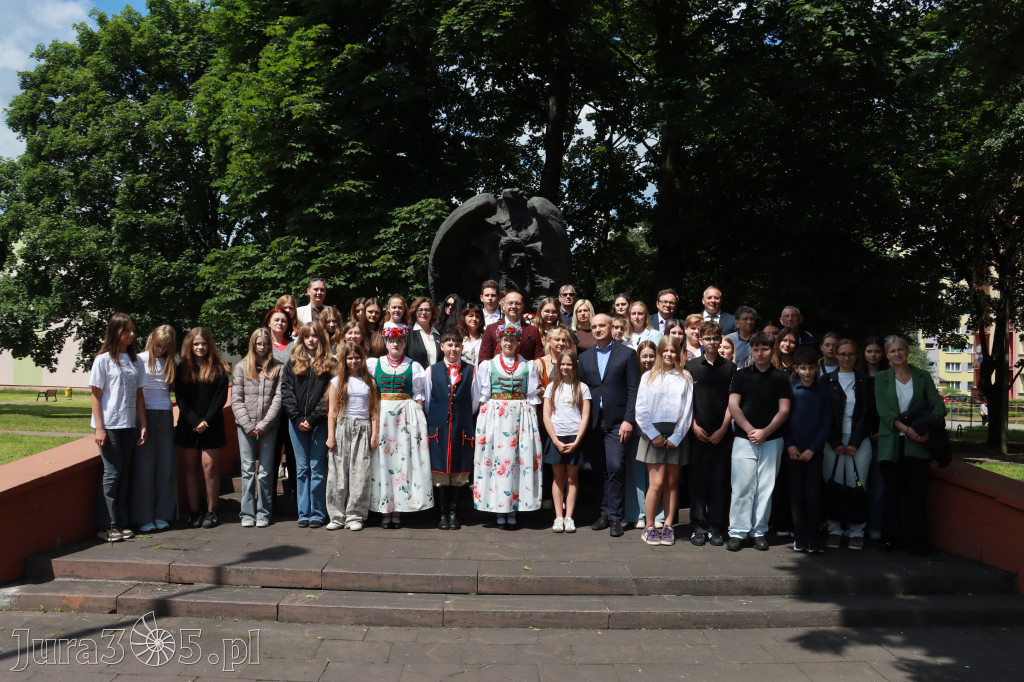 Fotorelacja Zawiercie: Dzień Pamięci Ofiar Niemieckich Nazistowskich Obozów Koncentracyjnych