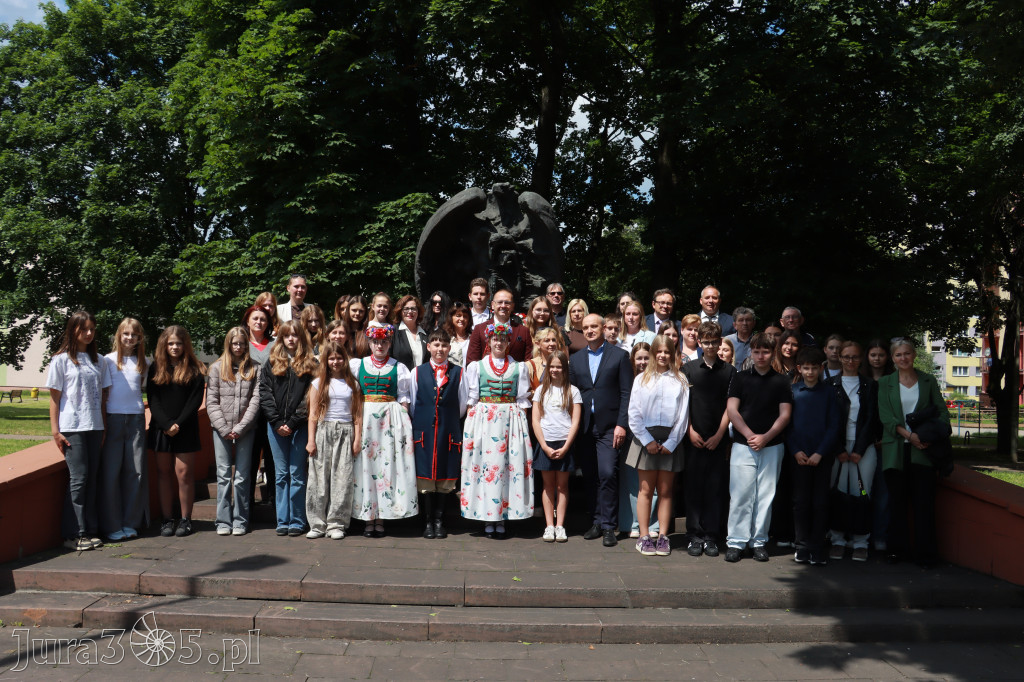 Fotorelacja Zawiercie: Dzień Pamięci Ofiar Niemieckich Nazistowskich Obozów Koncentracyjnych