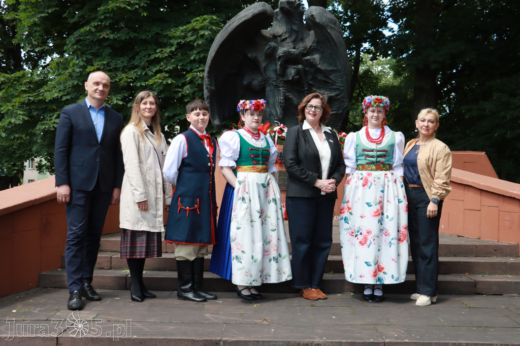 Fotorelacja Zawiercie: Dzień Pamięci Ofiar Niemieckich Nazistowskich Obozów Koncentracyjnych