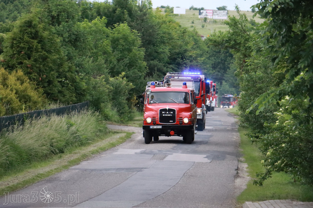 Fotorelacja: Uroczyste Walne Zgromadzenie z okazji zbliżającego się Jubileuszu OSP Rzeniszów