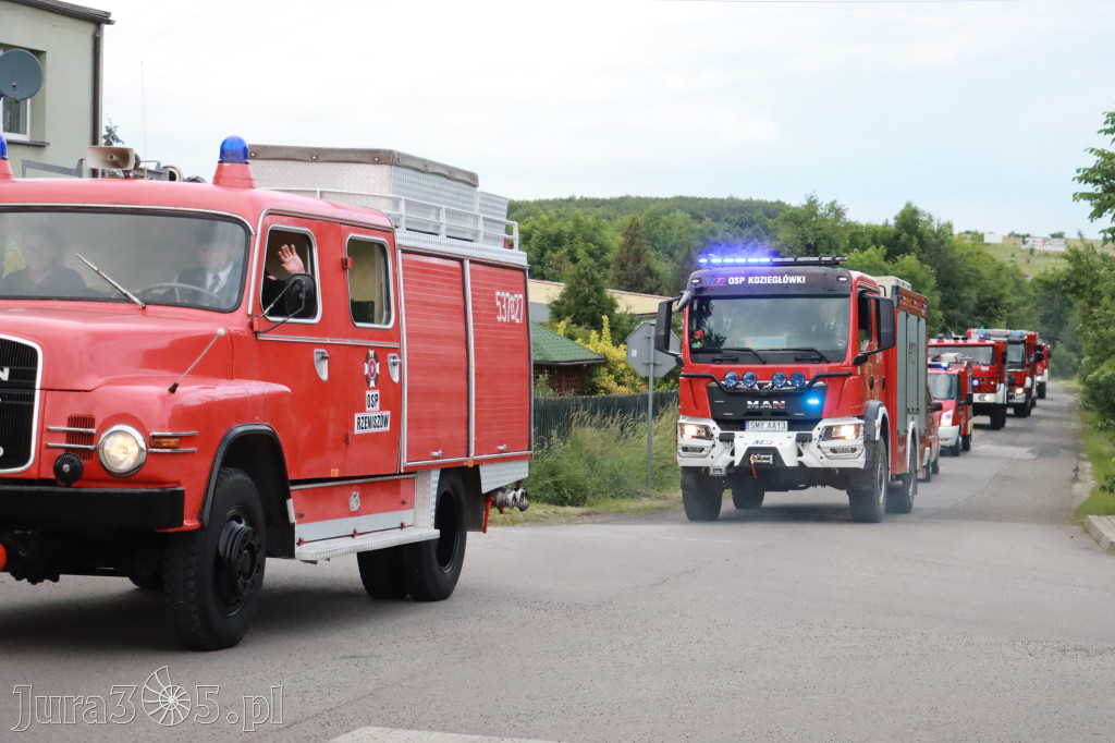 Fotorelacja: Uroczyste Walne Zgromadzenie z okazji zbliżającego się Jubileuszu OSP Rzeniszów