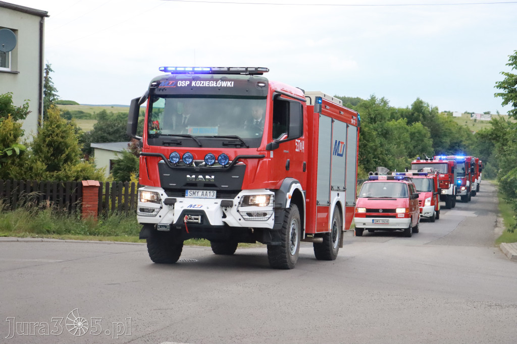 Fotorelacja: Uroczyste Walne Zgromadzenie z okazji zbliżającego się Jubileuszu OSP Rzeniszów