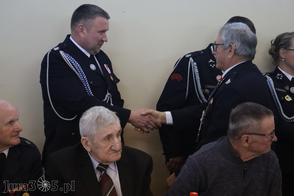Fotorelacja: Uroczyste Walne Zgromadzenie z okazji zbliżającego się Jubileuszu OSP Rzeniszów