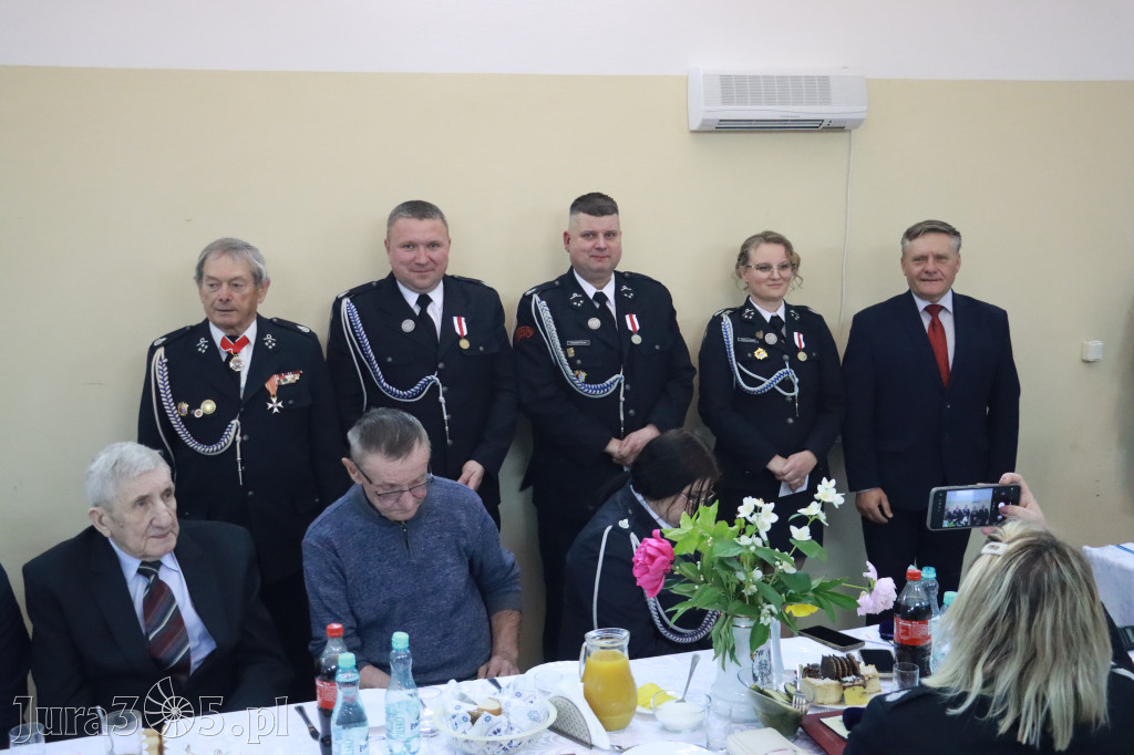 Fotorelacja: Uroczyste Walne Zgromadzenie z okazji zbliżającego się Jubileuszu OSP Rzeniszów