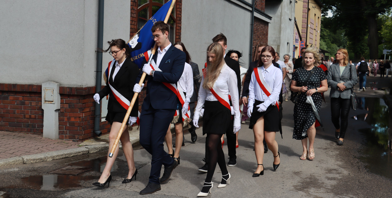 Fotorelacja I: Jubileusz 80-lecia Liceum Ogólnokształcącego w Koziegłowach