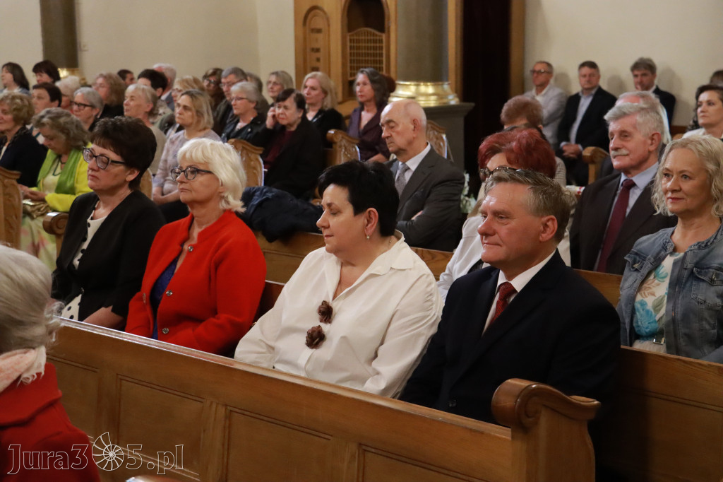 Fotorelacja I: Jubileusz 80-lecia Liceum Ogólnokształcącego w Koziegłowach