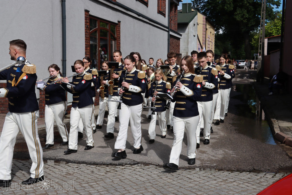 Fotorelacja I: Jubileusz 80-lecia Liceum Ogólnokształcącego w Koziegłowach