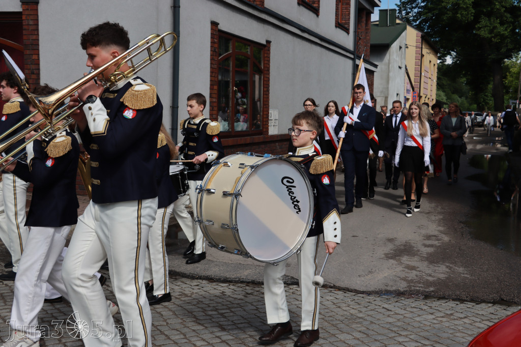Fotorelacja I: Jubileusz 80-lecia Liceum Ogólnokształcącego w Koziegłowach