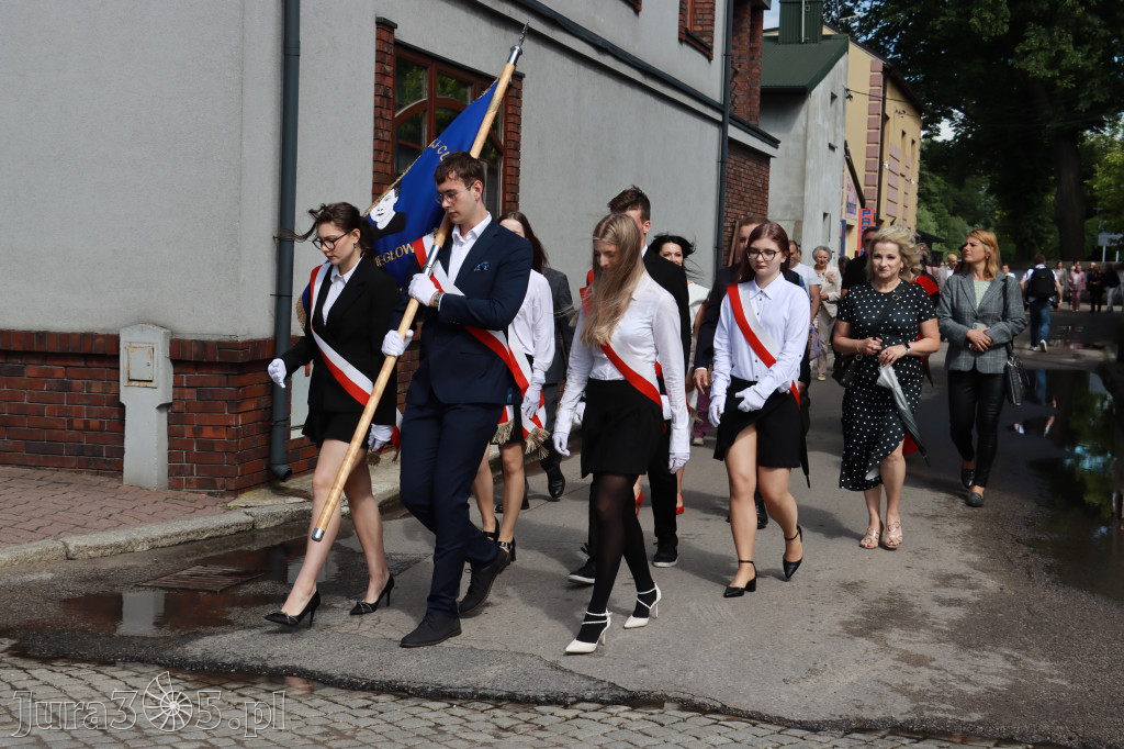 Fotorelacja I: Jubileusz 80-lecia Liceum Ogólnokształcącego w Koziegłowach