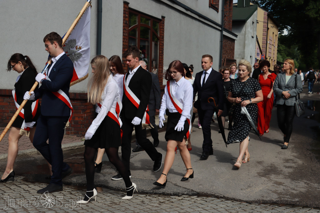 Fotorelacja I: Jubileusz 80-lecia Liceum Ogólnokształcącego w Koziegłowach