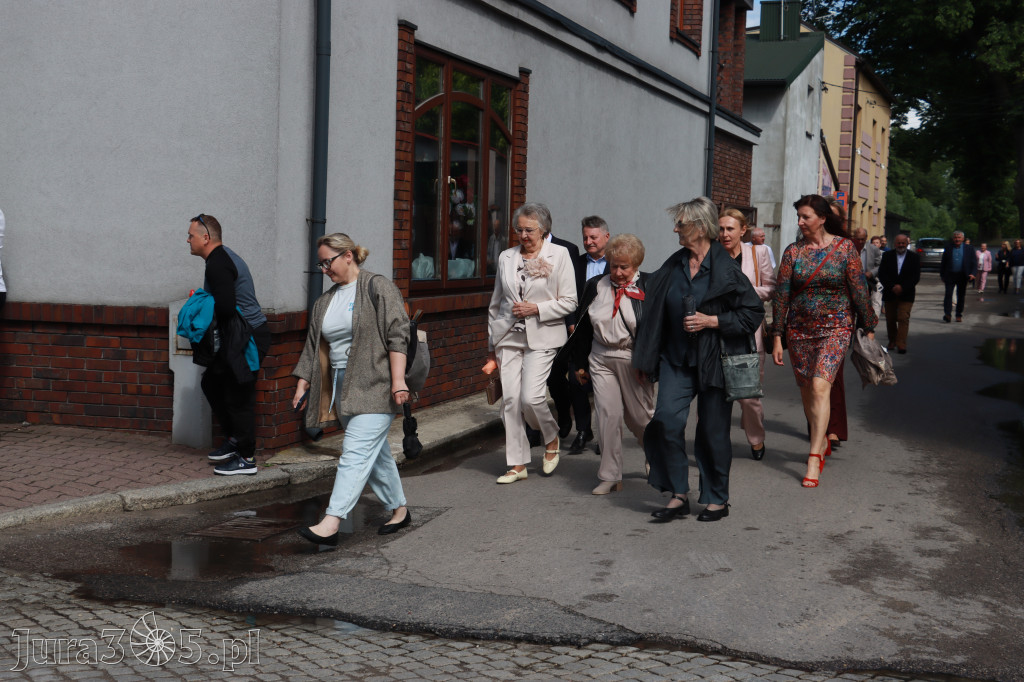 Fotorelacja I: Jubileusz 80-lecia Liceum Ogólnokształcącego w Koziegłowach