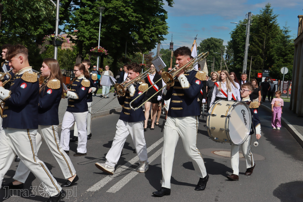 Fotorelacja I: Jubileusz 80-lecia Liceum Ogólnokształcącego w Koziegłowach