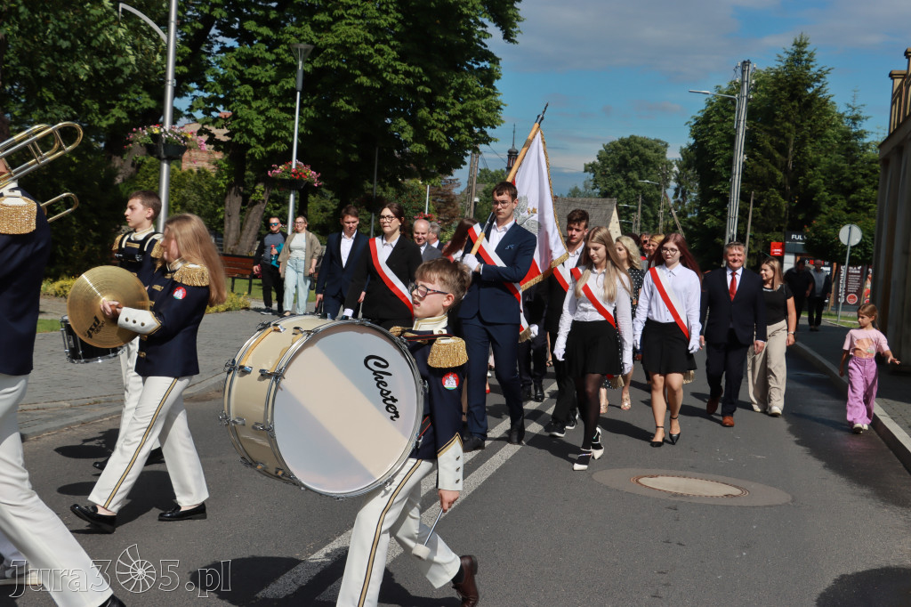 Fotorelacja I: Jubileusz 80-lecia Liceum Ogólnokształcącego w Koziegłowach