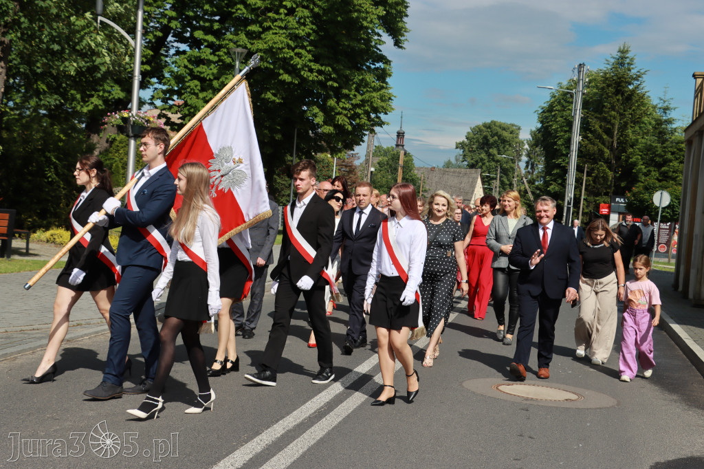 Fotorelacja I: Jubileusz 80-lecia Liceum Ogólnokształcącego w Koziegłowach