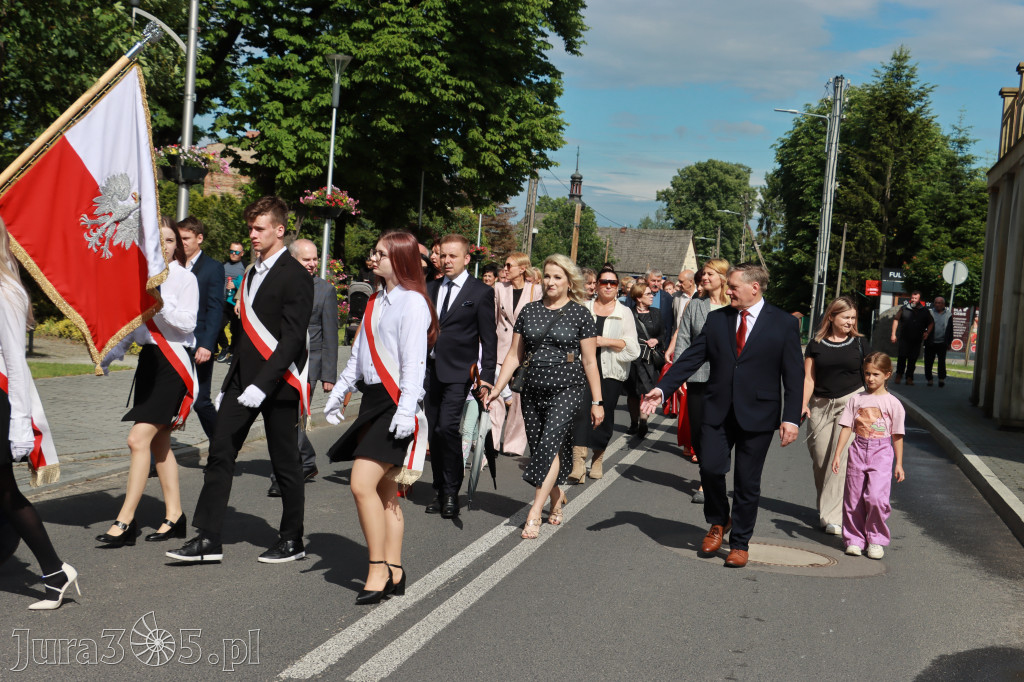 Fotorelacja I: Jubileusz 80-lecia Liceum Ogólnokształcącego w Koziegłowach