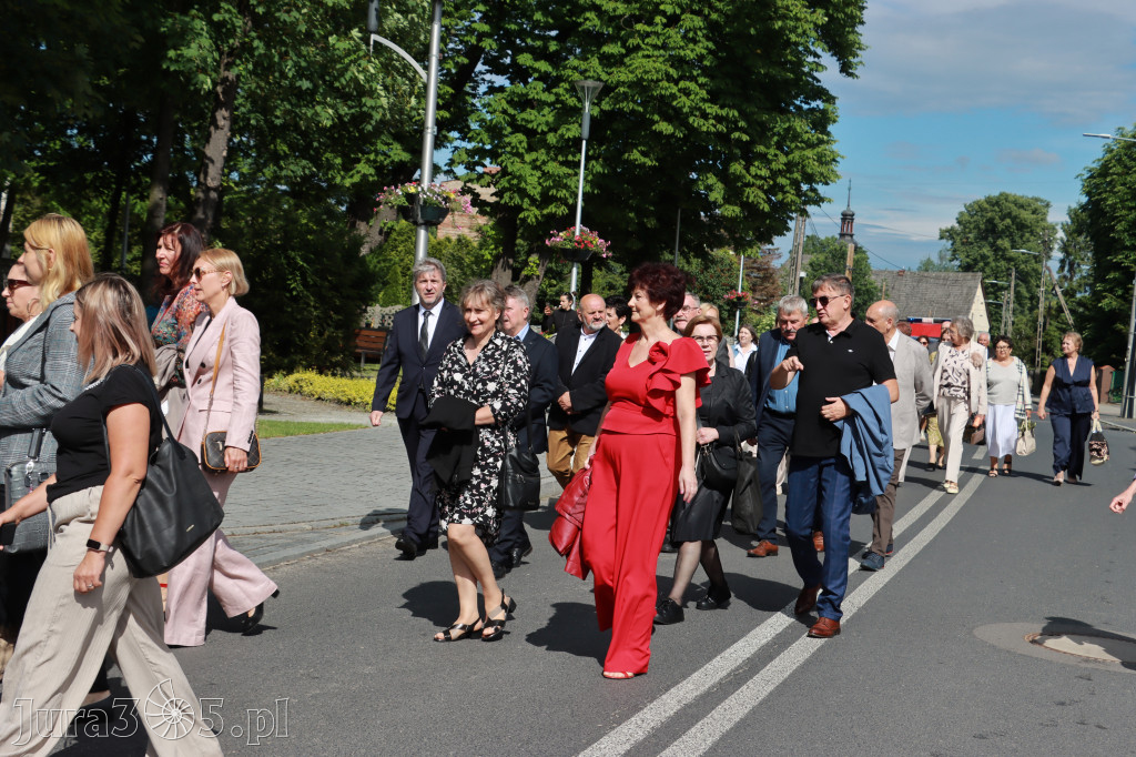 Fotorelacja I: Jubileusz 80-lecia Liceum Ogólnokształcącego w Koziegłowach