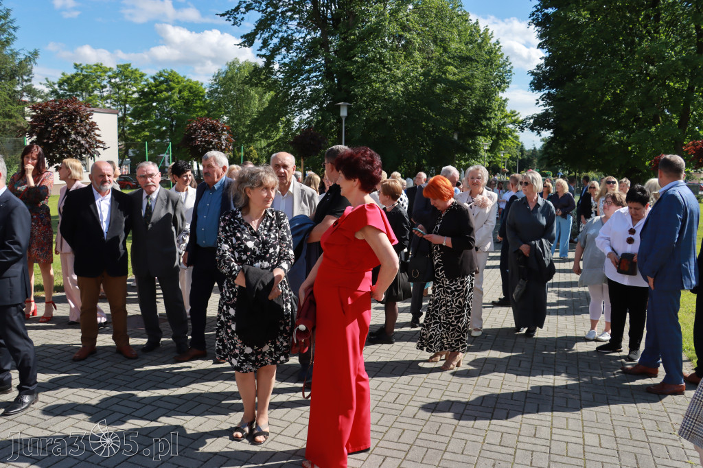 Fotorelacja I: Jubileusz 80-lecia Liceum Ogólnokształcącego w Koziegłowach