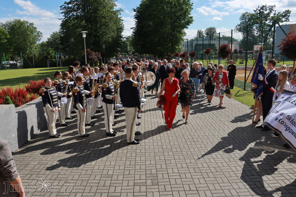 Fotorelacja I: Jubileusz 80-lecia Liceum Ogólnokształcącego w Koziegłowach