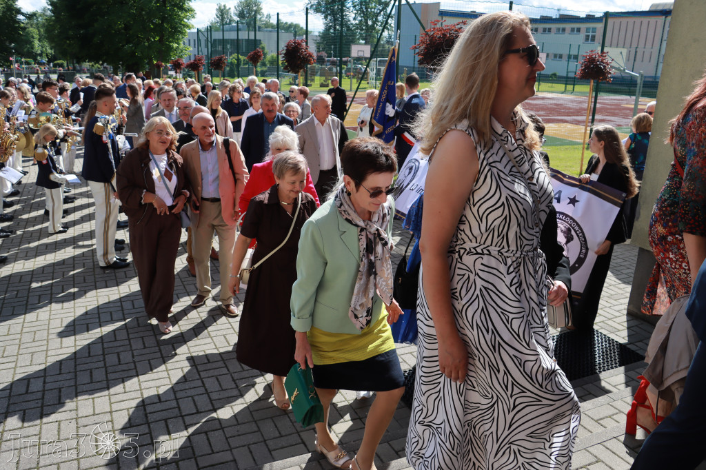 Fotorelacja I: Jubileusz 80-lecia Liceum Ogólnokształcącego w Koziegłowach