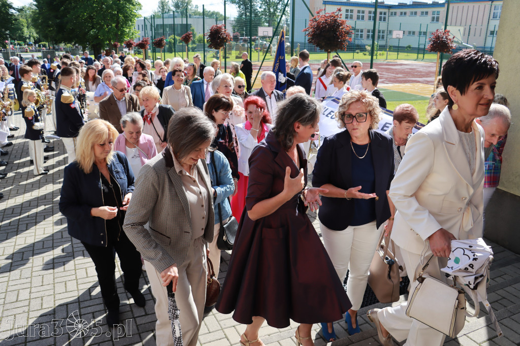 Fotorelacja I: Jubileusz 80-lecia Liceum Ogólnokształcącego w Koziegłowach