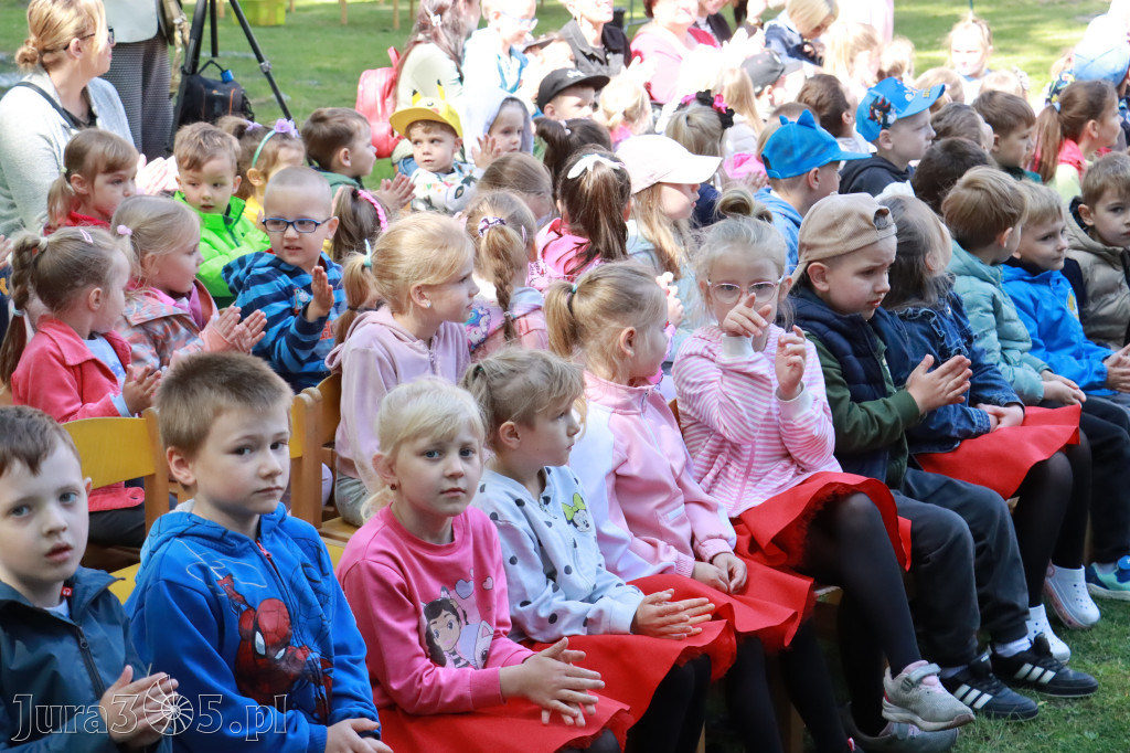 Fotorelacja: Finał Międzyprzedszkolnego Projektu Edukacyjnego w Przedszkolu nr 1 w Zawierciu
