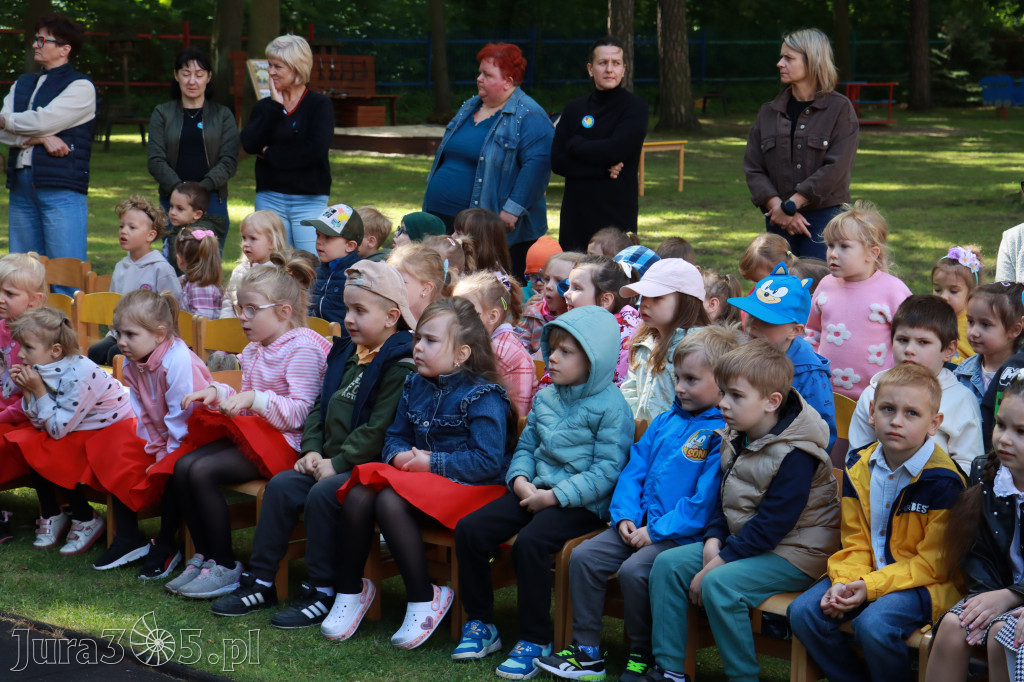 Fotorelacja: Finał Międzyprzedszkolnego Projektu Edukacyjnego w Przedszkolu nr 1 w Zawierciu