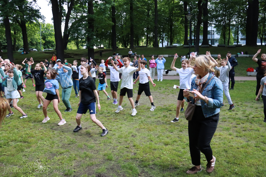 Fotorelacja Zawiercie: BIEG PO ZDROWIE z SP5 za nami!