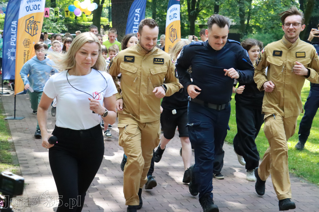 Fotorelacja Zawiercie: BIEG PO ZDROWIE z SP5 za nami!