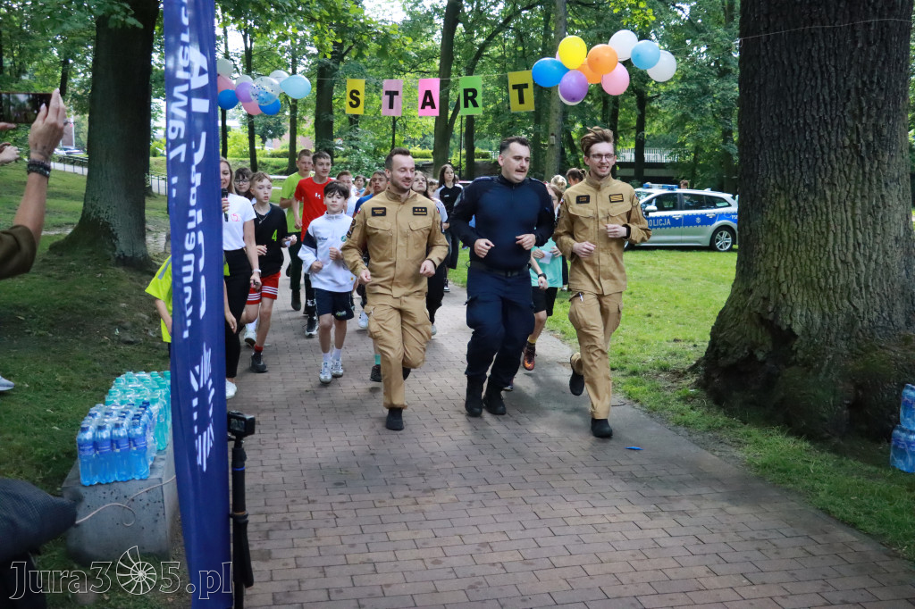Fotorelacja Zawiercie: BIEG PO ZDROWIE z SP5 za nami!
