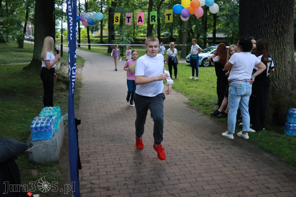 Fotorelacja Zawiercie: BIEG PO ZDROWIE z SP5 za nami!