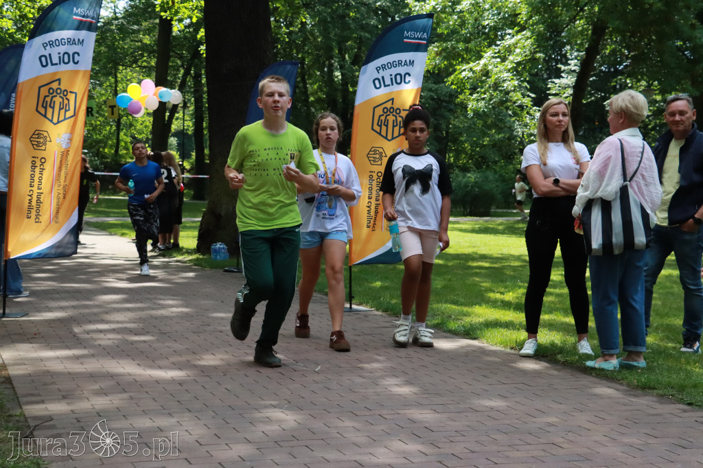 Fotorelacja Zawiercie: BIEG PO ZDROWIE z SP5 za nami!