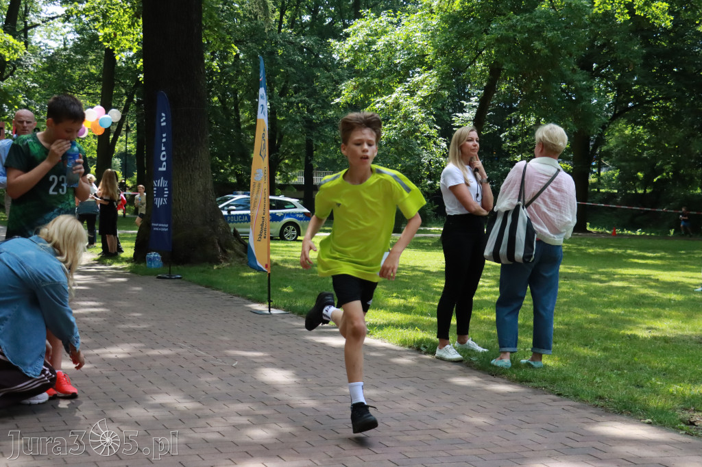 Fotorelacja Zawiercie: BIEG PO ZDROWIE z SP5 za nami!