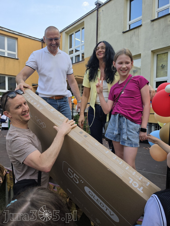 Fotorelacja: Piknik Rodzinny w SP5 w Zawierciu
