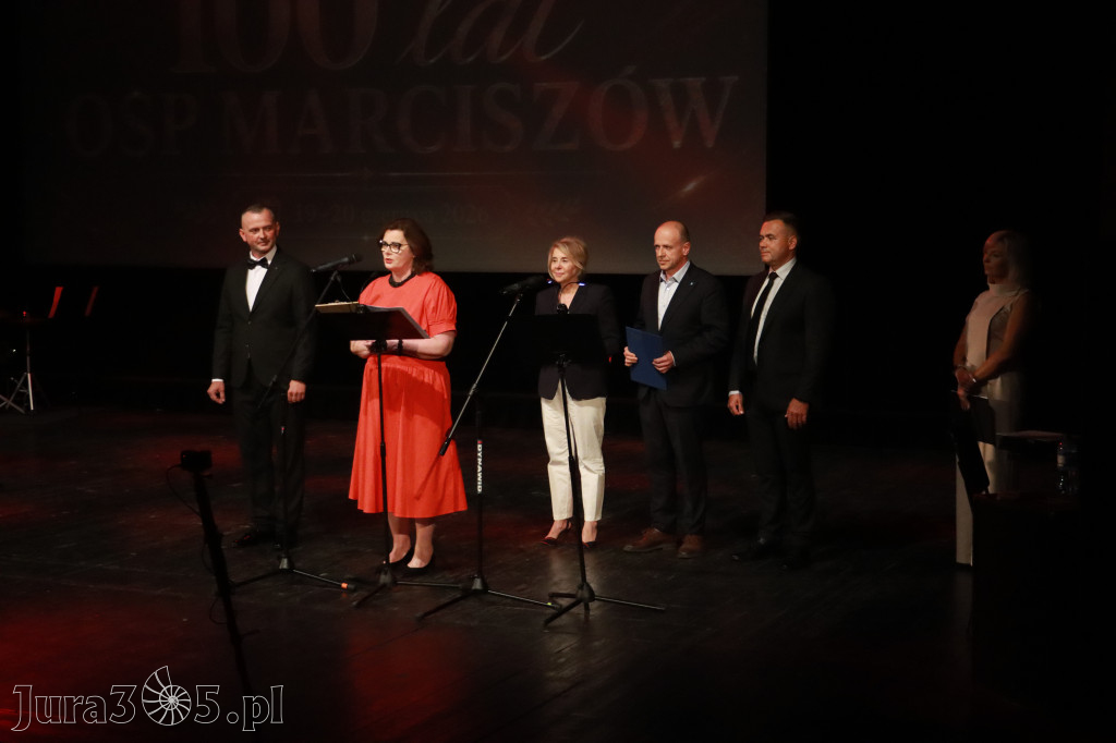 Fotorelacja: Gala z okazji jubileuszu 100-lecia OSP Marciszów w MOK Zawierciu
