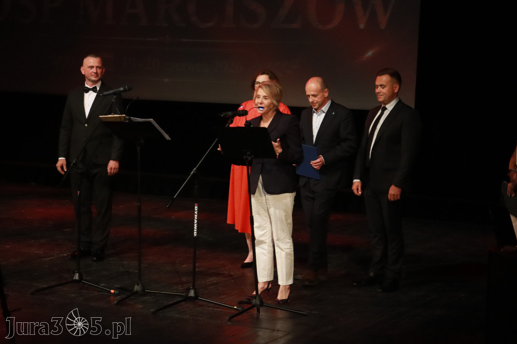 Fotorelacja: Gala z okazji jubileuszu 100-lecia OSP Marciszów w MOK Zawierciu