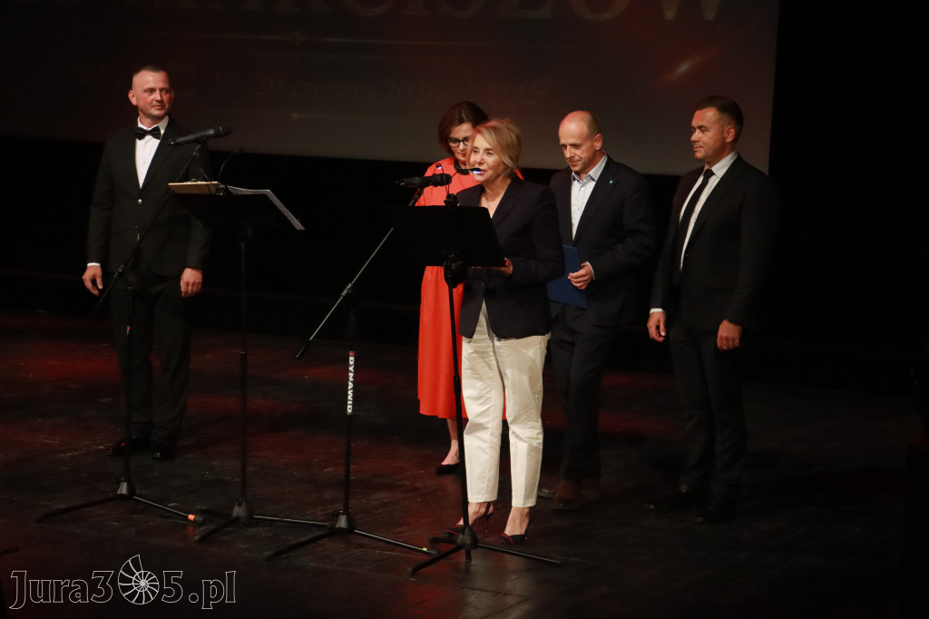 Fotorelacja: Gala z okazji jubileuszu 100-lecia OSP Marciszów w MOK Zawierciu