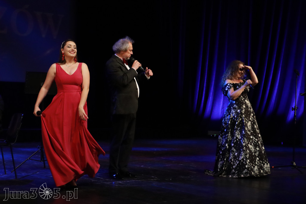 Fotorelacja: Gala z okazji jubileuszu 100-lecia OSP Marciszów w MOK Zawierciu