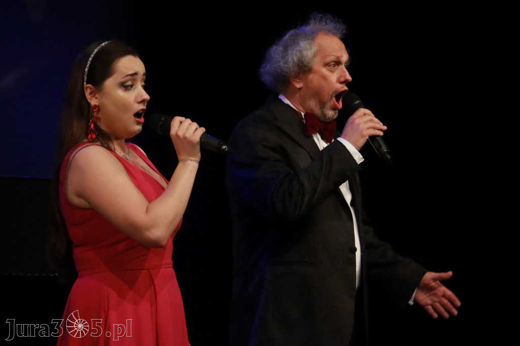 Fotorelacja: Gala z okazji jubileuszu 100-lecia OSP Marciszów w MOK Zawierciu