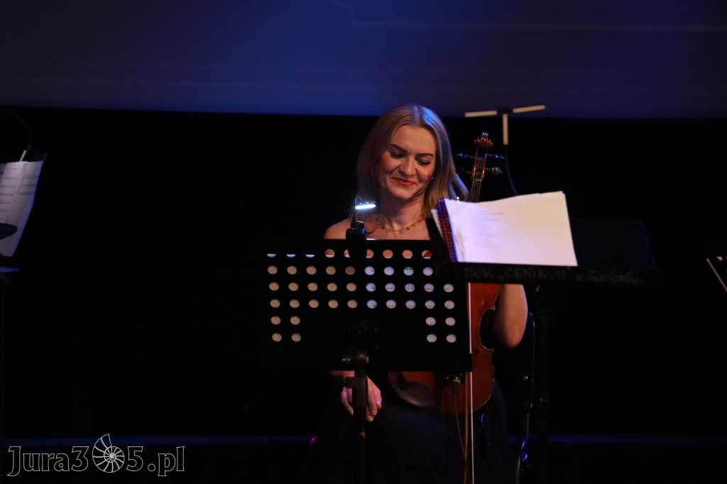 Fotorelacja: Gala z okazji jubileuszu 100-lecia OSP Marciszów w MOK Zawierciu