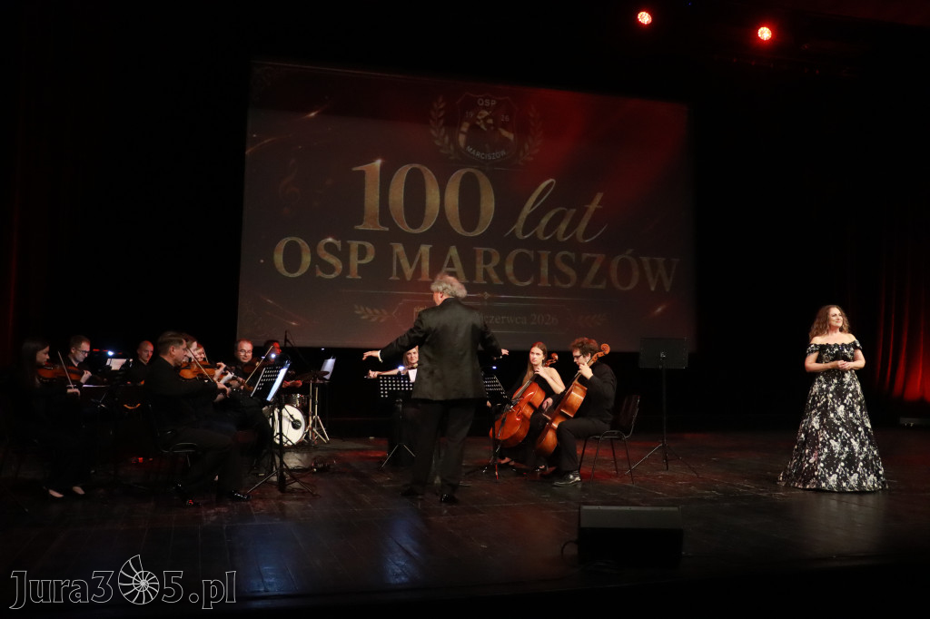 Fotorelacja: Gala z okazji jubileuszu 100-lecia OSP Marciszów w MOK Zawierciu