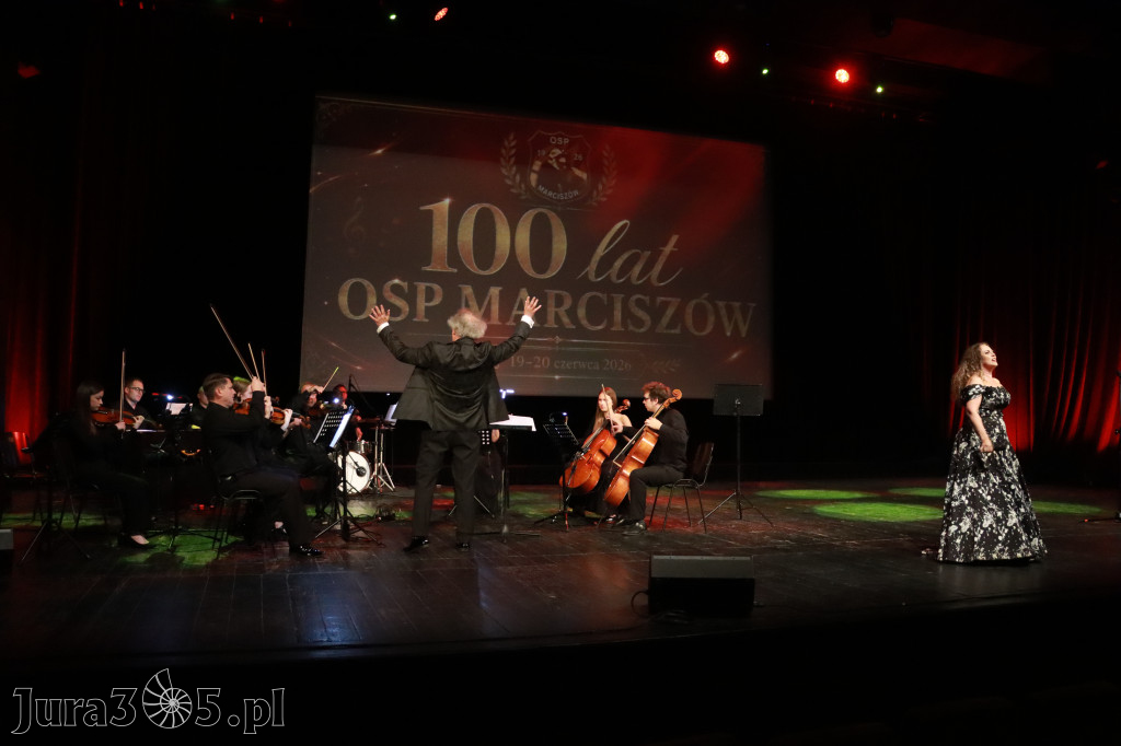 Fotorelacja: Gala z okazji jubileuszu 100-lecia OSP Marciszów w MOK Zawierciu