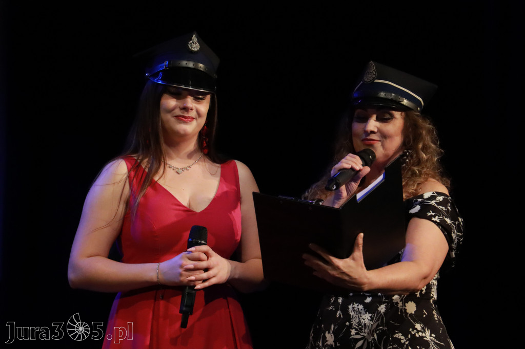 Fotorelacja: Gala z okazji jubileuszu 100-lecia OSP Marciszów w MOK Zawierciu
