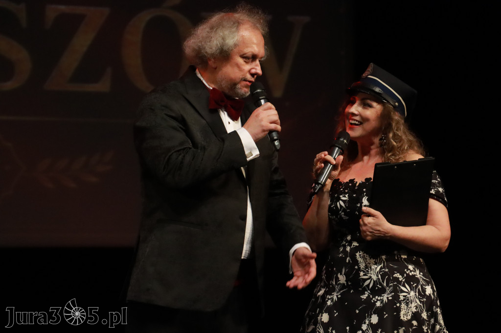 Fotorelacja: Gala z okazji jubileuszu 100-lecia OSP Marciszów w MOK Zawierciu