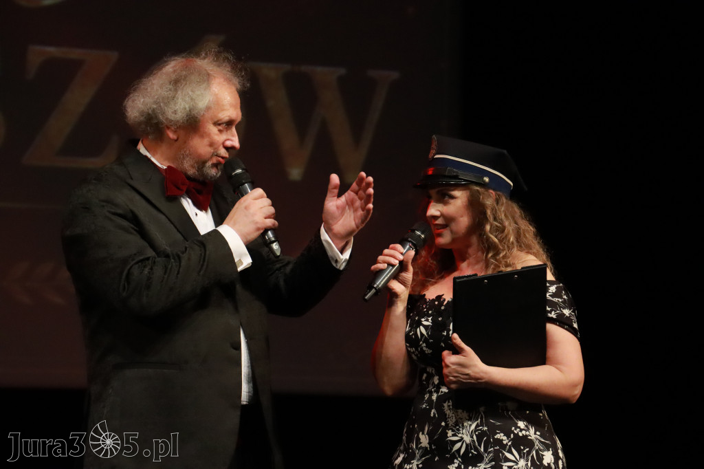 Fotorelacja: Gala z okazji jubileuszu 100-lecia OSP Marciszów w MOK Zawierciu