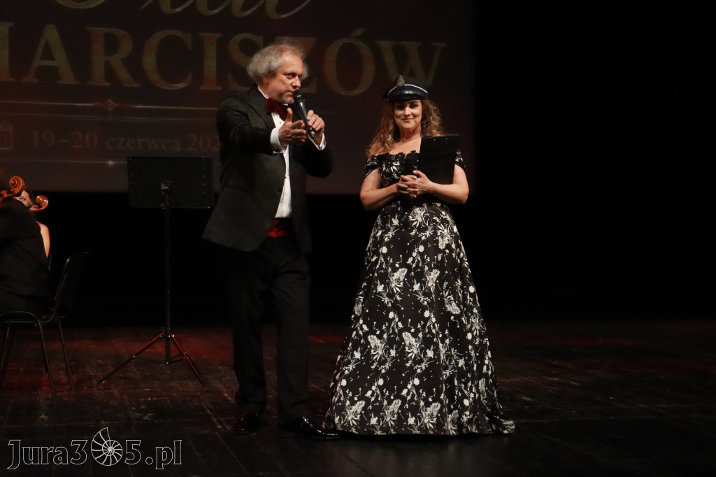 Fotorelacja: Gala z okazji jubileuszu 100-lecia OSP Marciszów w MOK Zawierciu