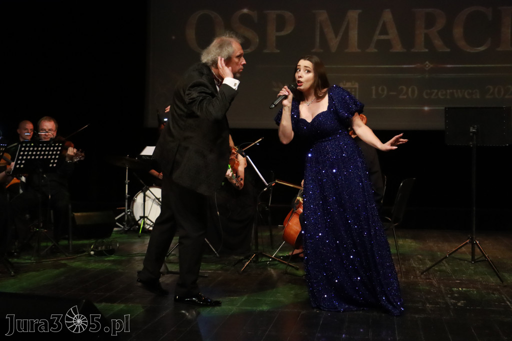 Fotorelacja: Gala z okazji jubileuszu 100-lecia OSP Marciszów w MOK Zawierciu