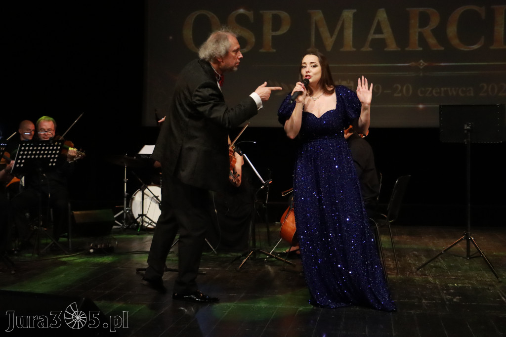 Fotorelacja: Gala z okazji jubileuszu 100-lecia OSP Marciszów w MOK Zawierciu