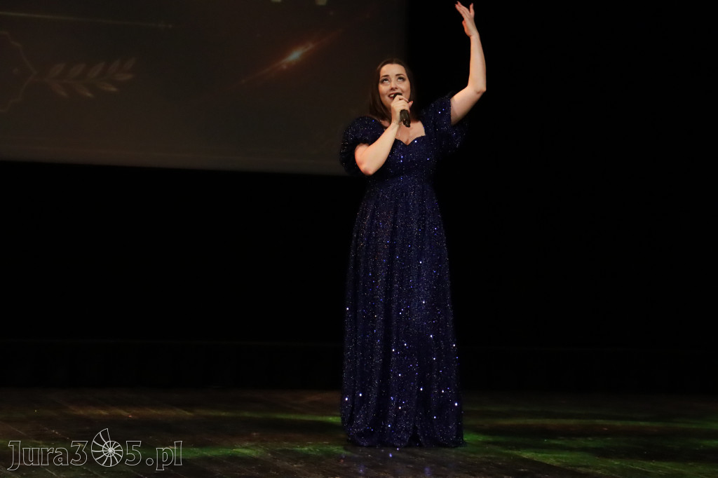 Fotorelacja: Gala z okazji jubileuszu 100-lecia OSP Marciszów w MOK Zawierciu